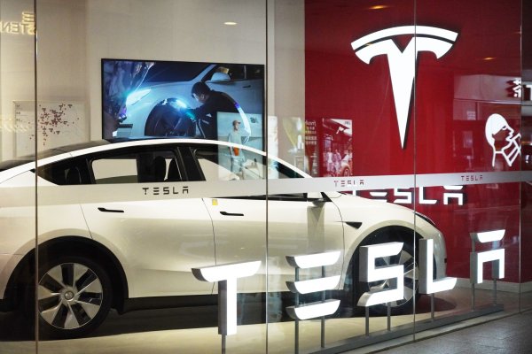 证券配资的条件 大股东表态反对马斯克天价薪酬，特斯拉市值一夜蒸发超5700亿